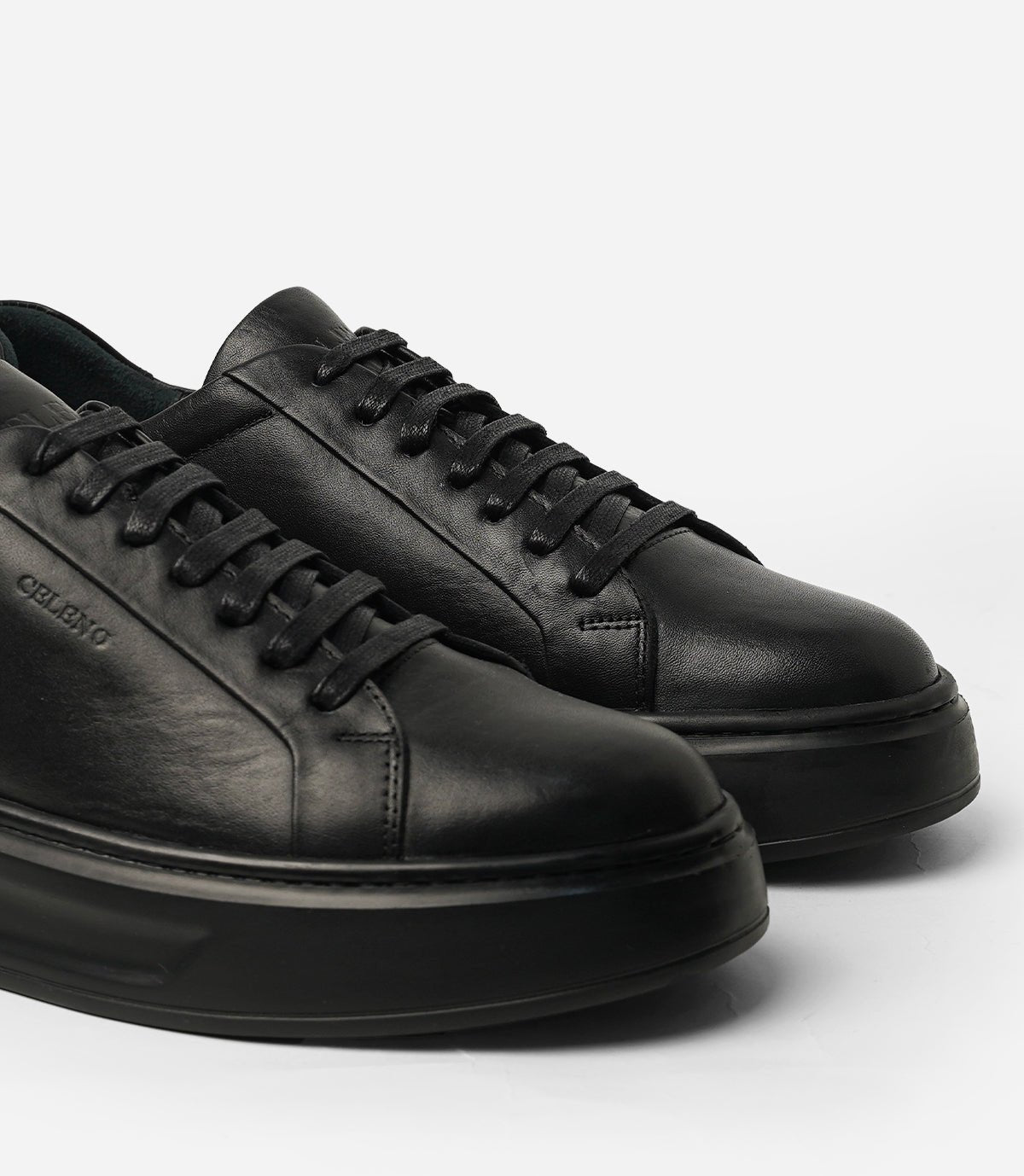 BASKET ROYALE en Cuir, Noir– CL6065