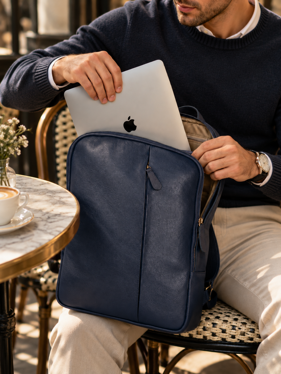 SAC ORDINATEUR - MANHATTAN EN CUIR BLEU MARINE - 040