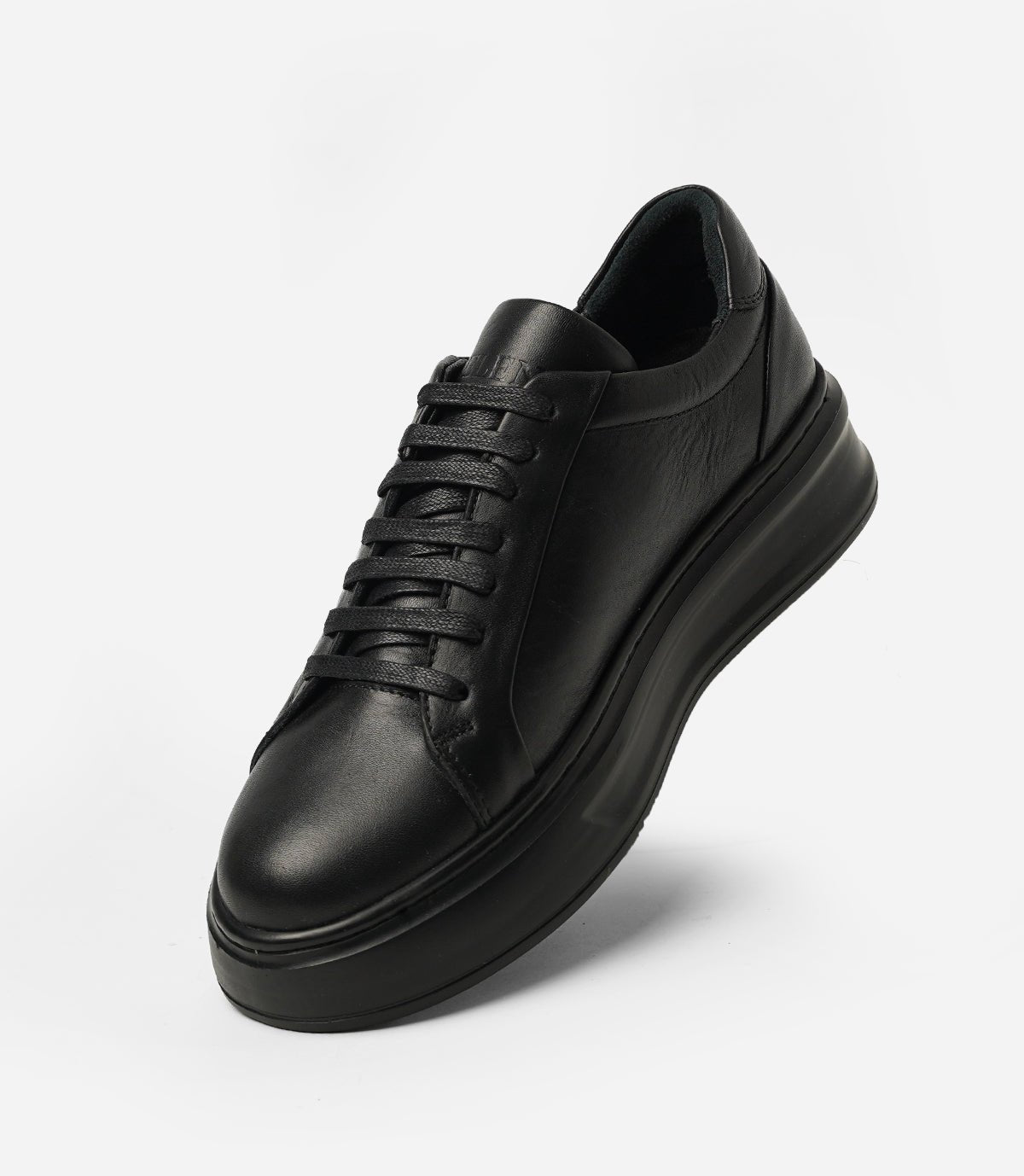 BASKET ROYALE en Cuir, Noir– CL6065