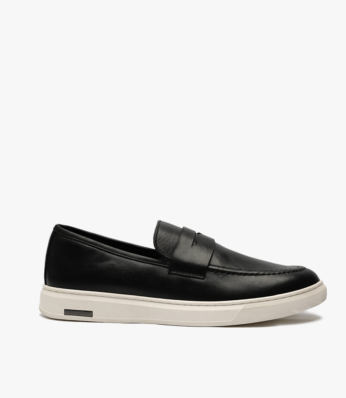 MOCASSIN ADDLER en Cuir, Noir, semelle blanche – CL6044