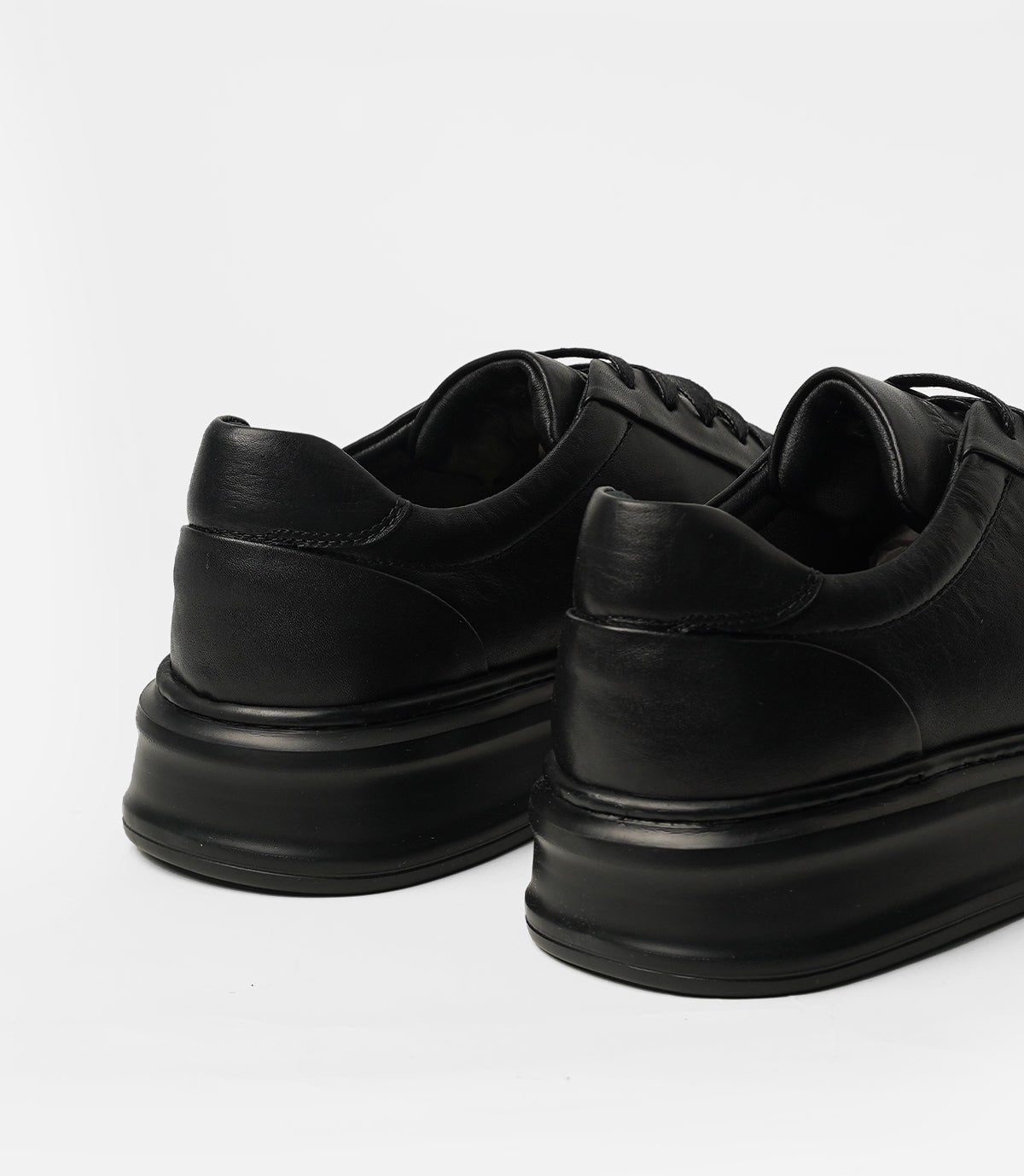 BASKET ROYALE en Cuir, Noir– CL6065