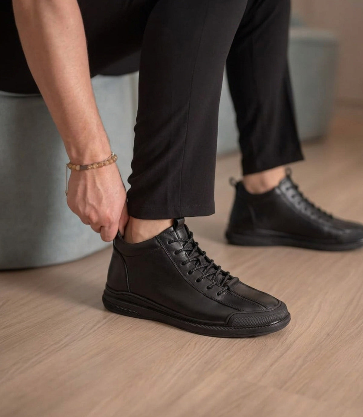 BOTTINE NIVEN EN CUIR NOIR - 346