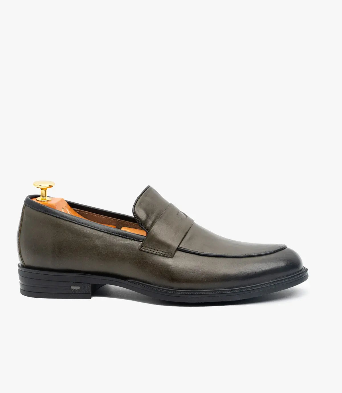 Mocassin Penny Loafer en Cuir, Huile d’olive CL2001 Celeno