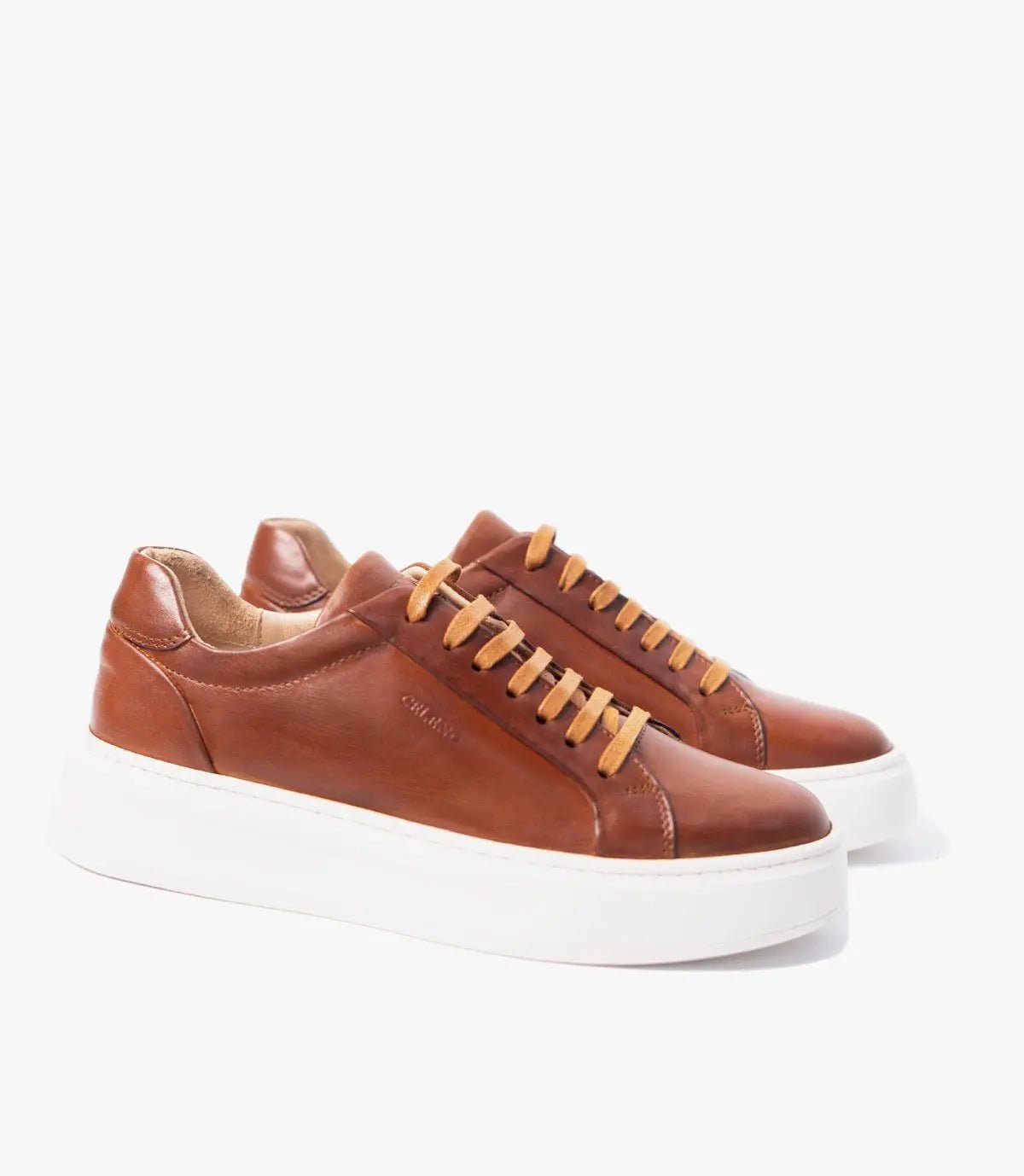 Basket Royale en Cuir Marron Cognac avec Semelle Blanche – CL6065 Celeno