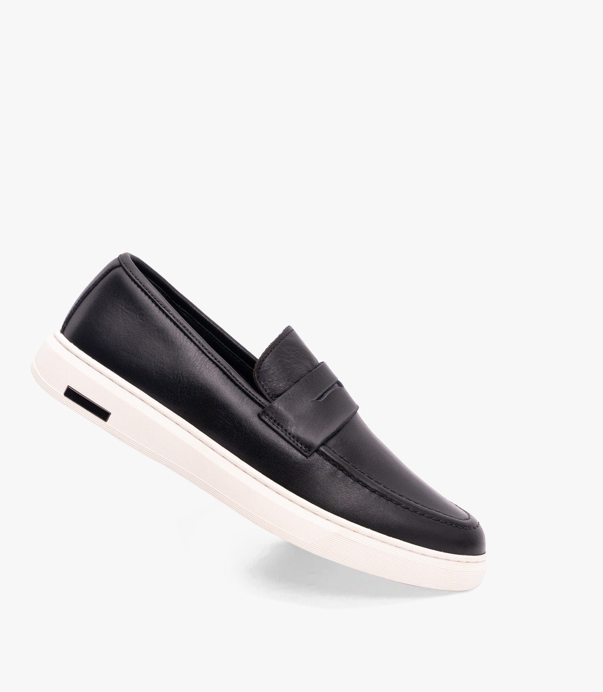 MOCASSIN ADDLER en Cuir, Noir, semelle blanche – CL6044