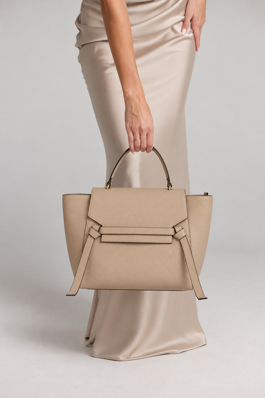 SAC VALORIA EN CUIR GRAINÉ BEIGE - 039