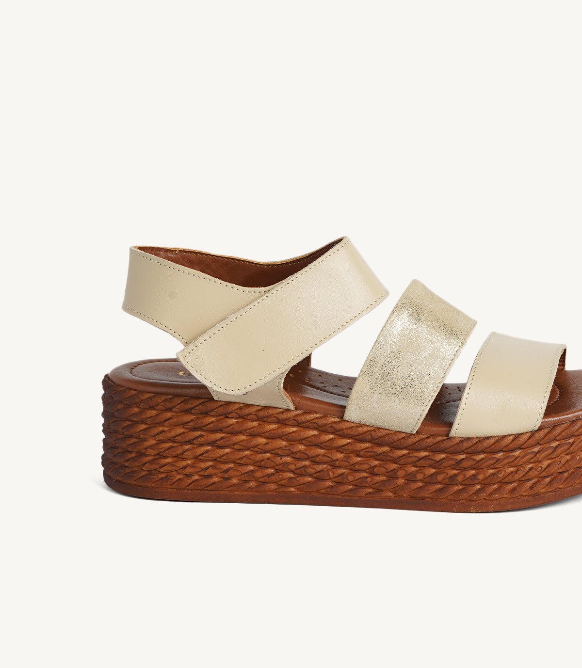 2455 Sandales SOLÉNA en Daim Beige et Doré