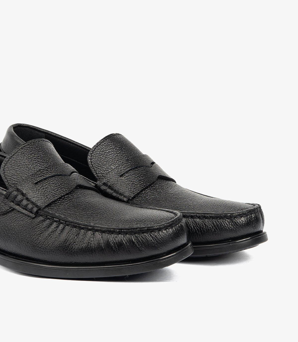 MOCASSIN EN CUIR NOIR- CL110
