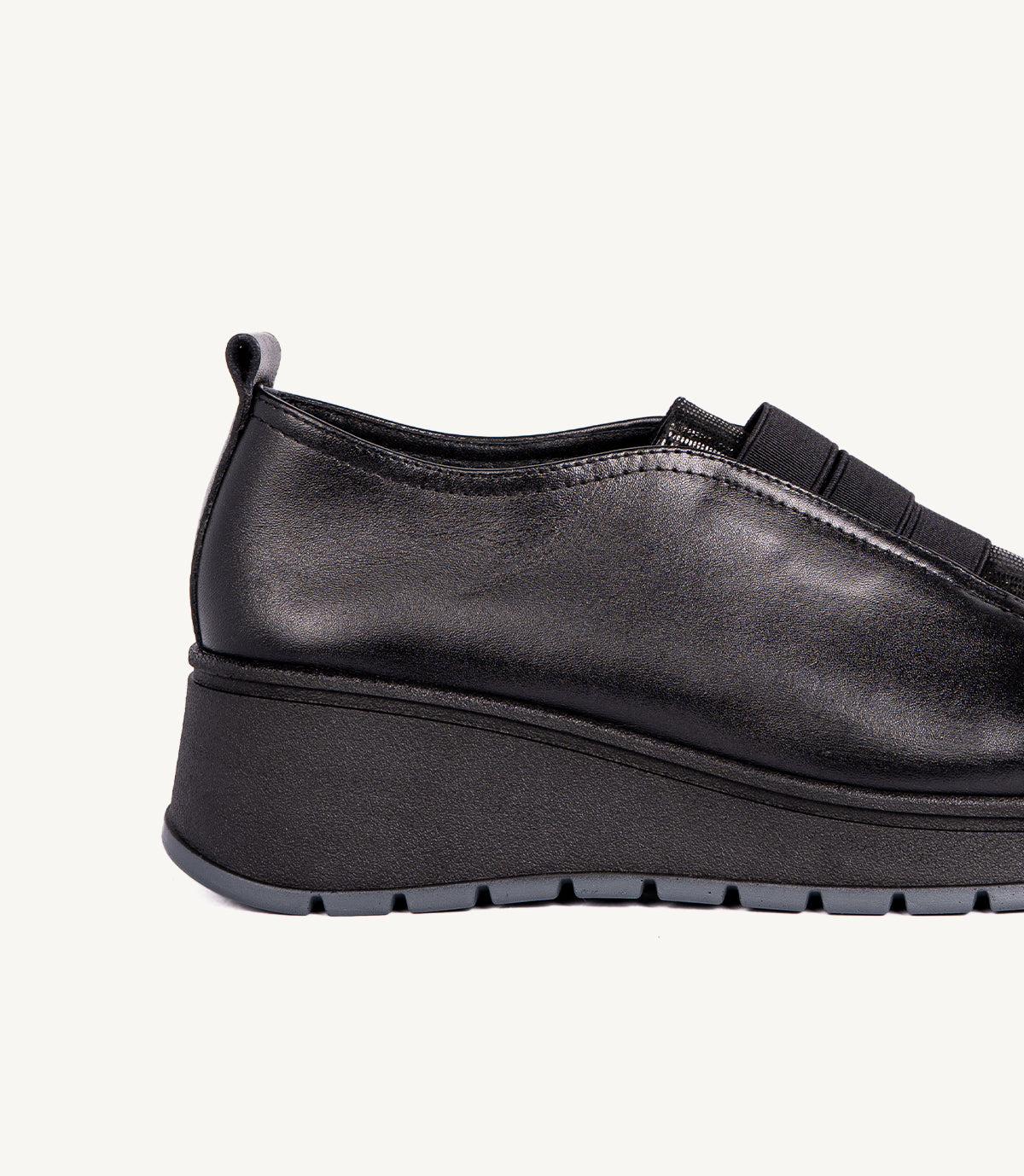 ALYA EN CUIR NOIR – 2516
