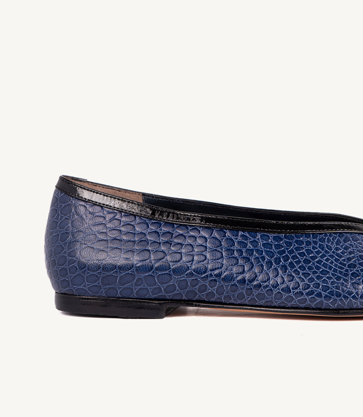 BALLERINE LOUSY EN CUIR TEXTURÉ BLEU