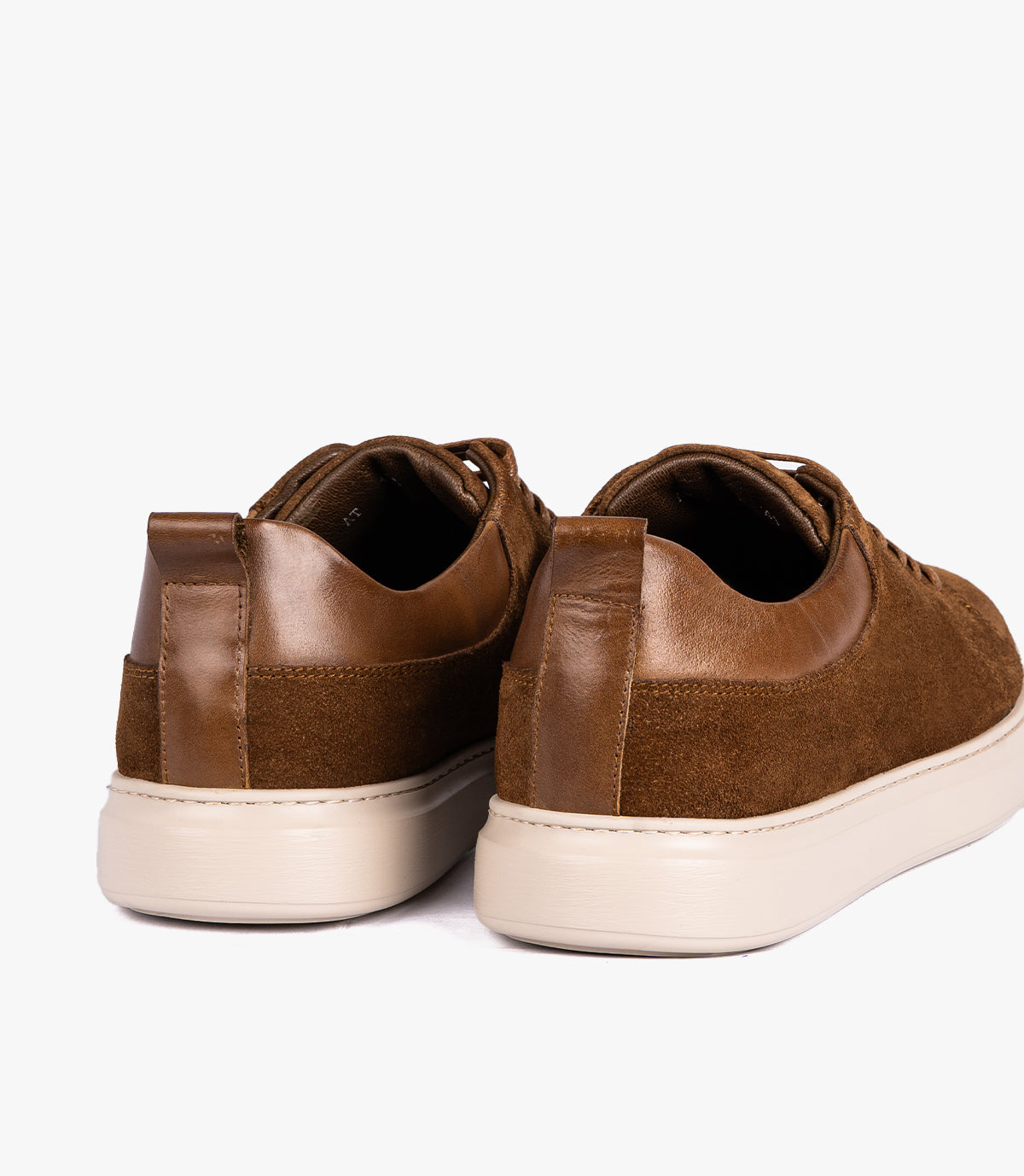 BASKET NOLAN EN DAIM TABAC – CL103