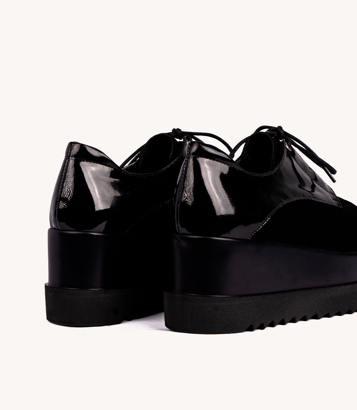 EKO EN CUIR ET DAIM NOIR