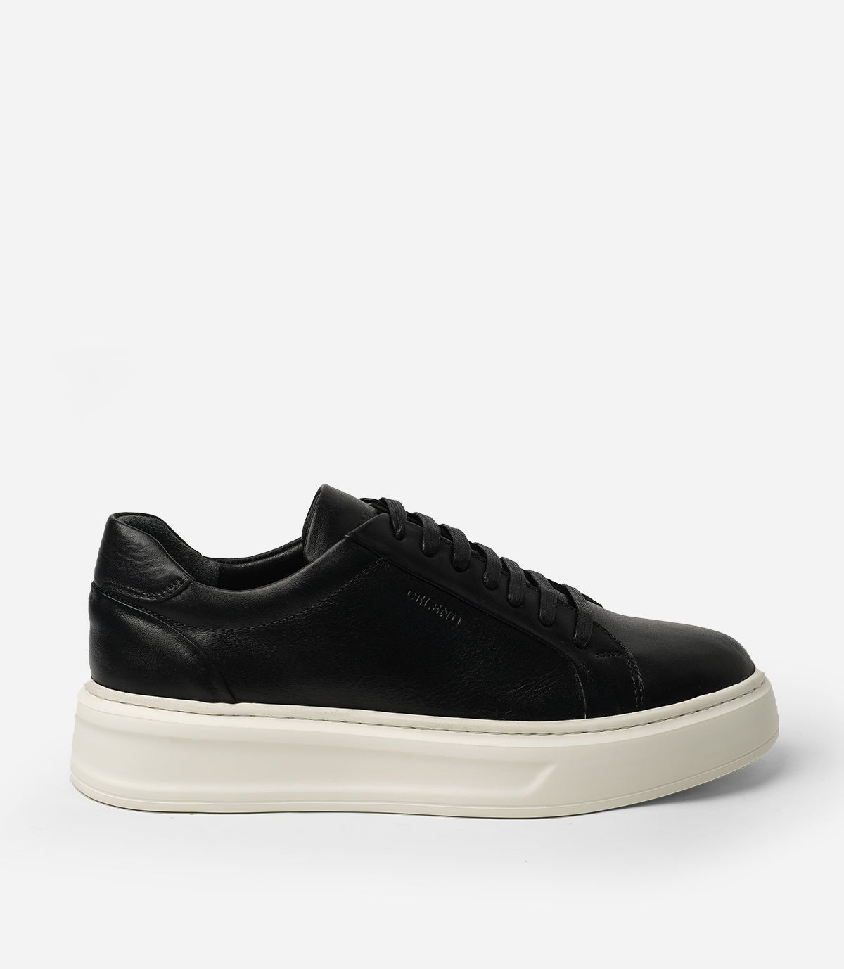 Basket Royale en Cuir Noir avec Semelle Blanche – CL6065