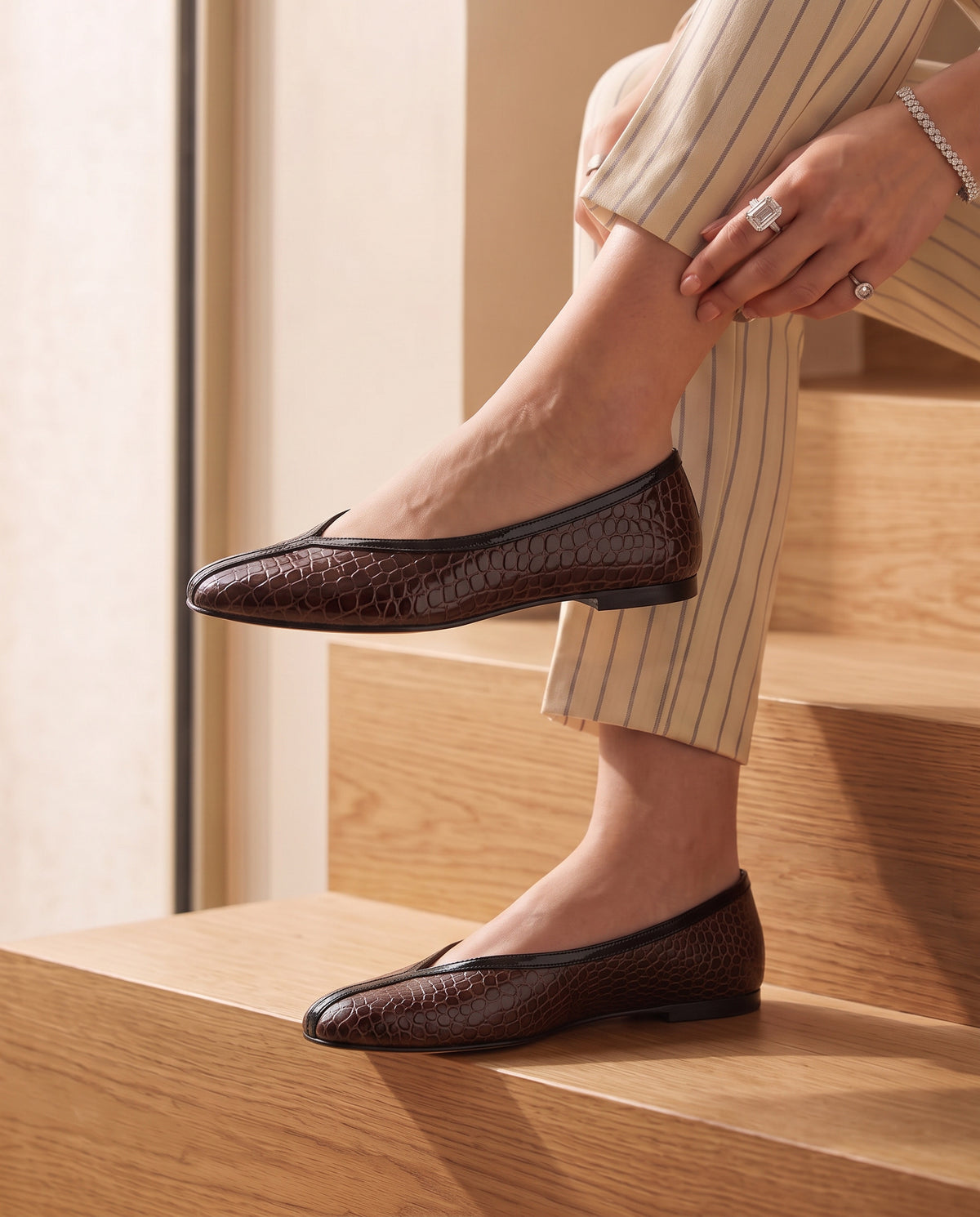BALLERINE LOUSY EN CUIR EFFET CROCO MARRON