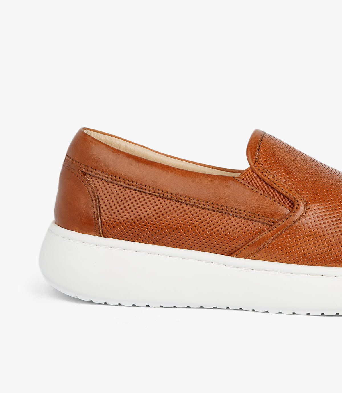 Basket Slip-On NASSIM en Cuir perforé, Tabac – CL5022