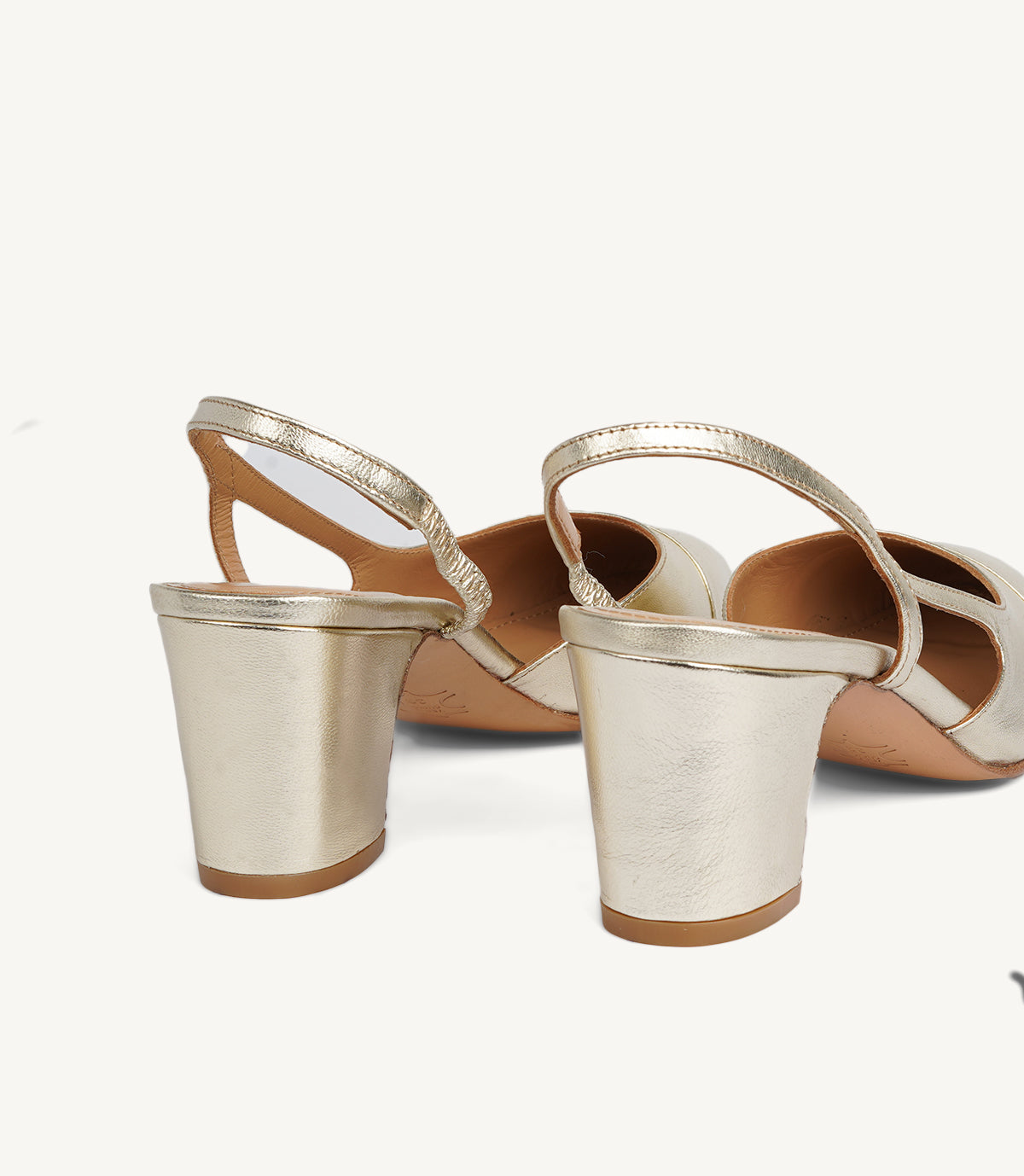 SARA- CUIR DORE