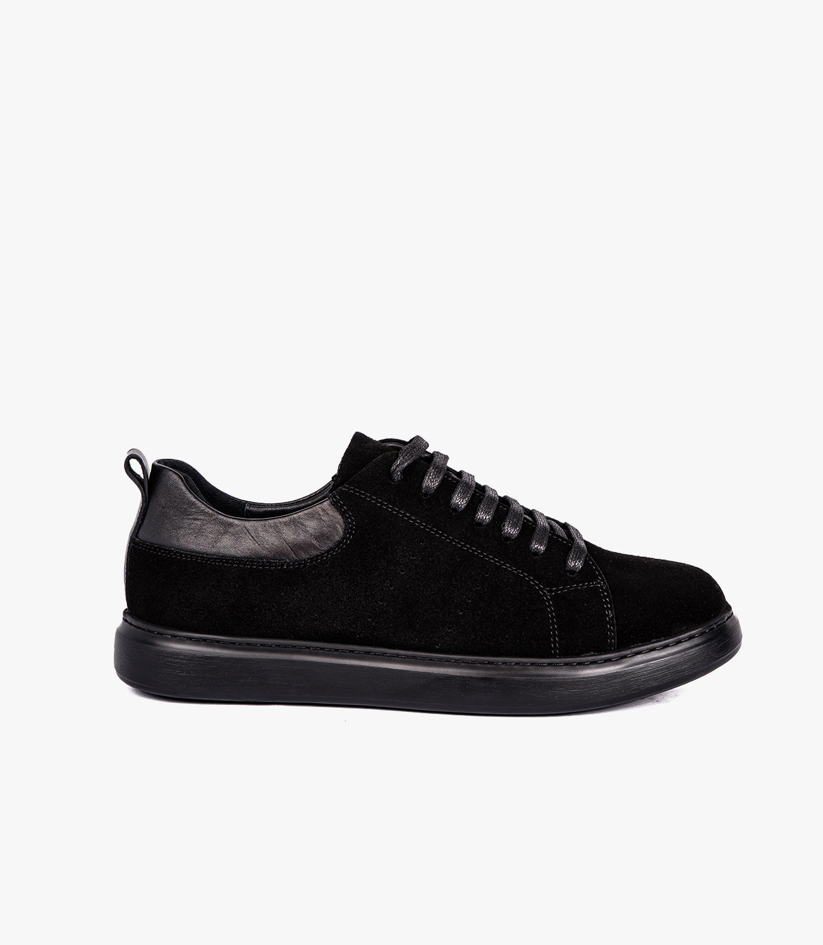 BASKET NOLAN EN DAIM NOIR – CL103