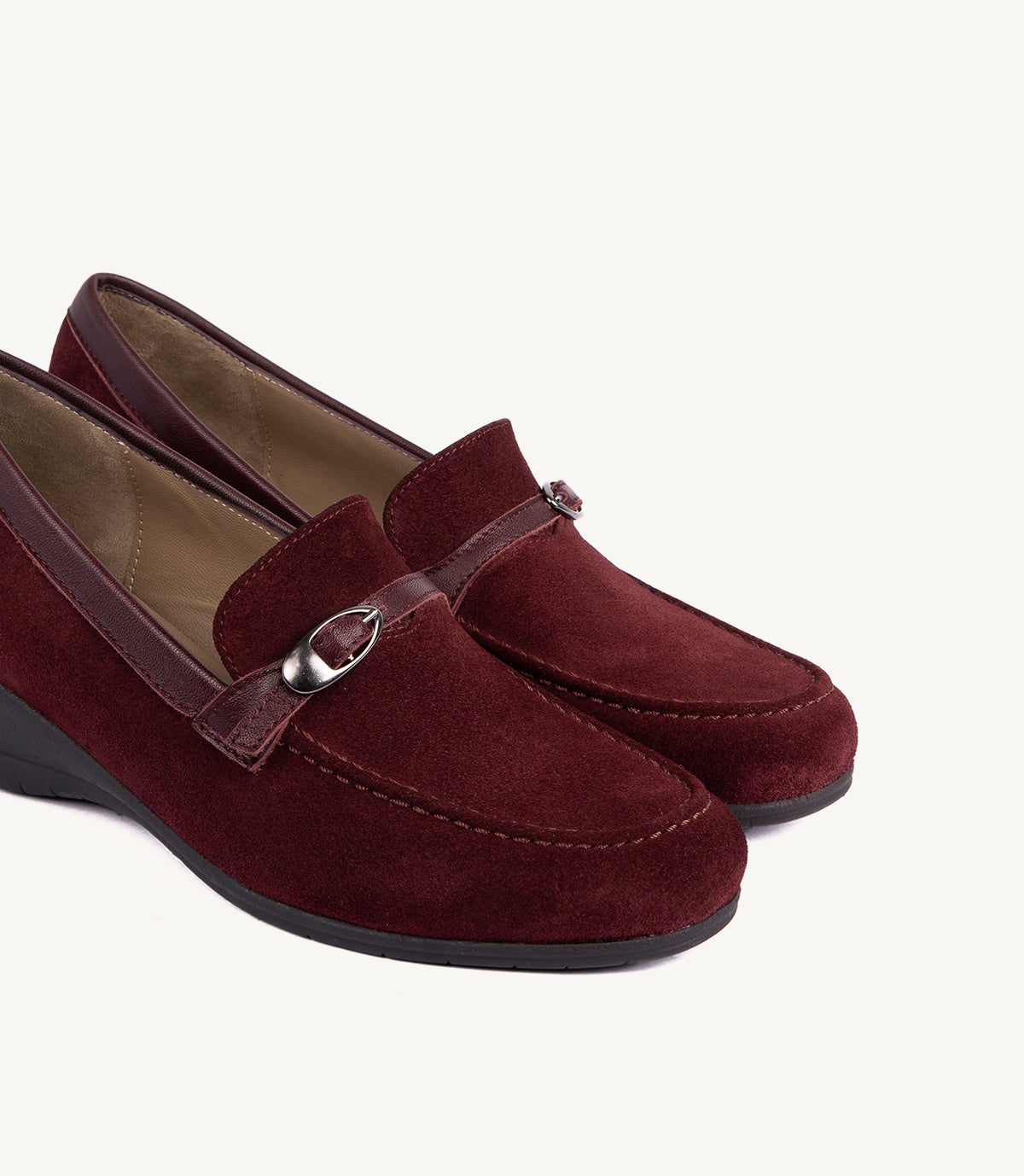 MOCASSIN CHICO EN DAIM BORDEAUX