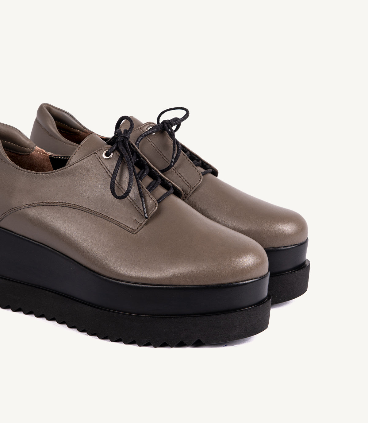 EVAN EN CUIR TAUPE