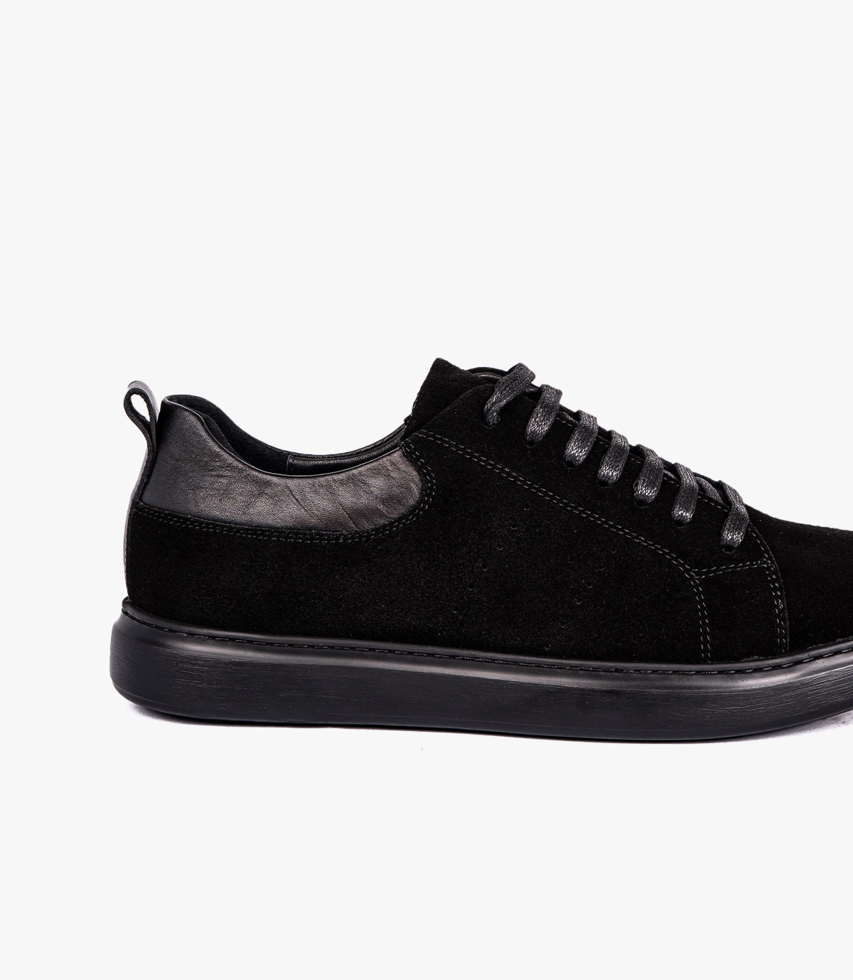 BASKET NOLAN EN DAIM NOIR – CL103