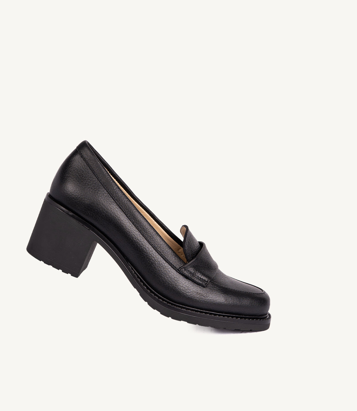 MOCASSIN SOFIA EN CUIR NOIR – 2300